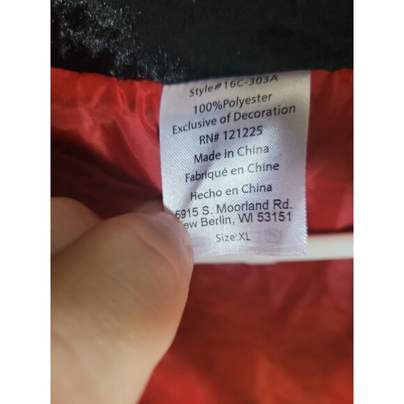 Adult XL 100% Polyester Fully Lined Vampire Cape Black/Red Halloween Costume - Picture 3 of 7